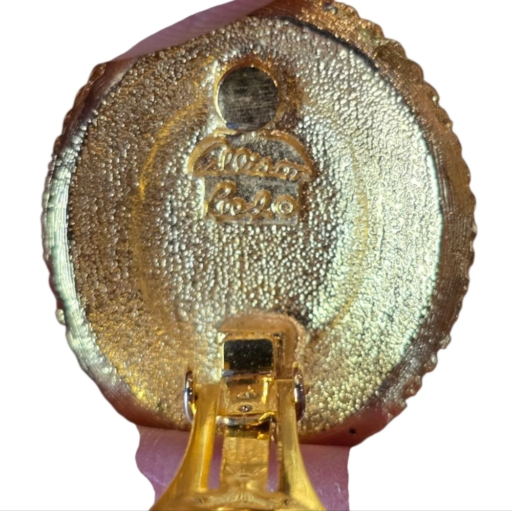 Allison Reed Navy Faux Pearl Oval Goldtone Vintage Clip Earrings - Picture 5 of 5